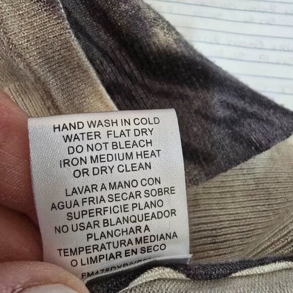 WOMENS J.A.C. BLACK, GRAY, AND IVORY COLORWASHED BUTTON FRONT CARDIGAN SIZE XL - Picture 5 of 8